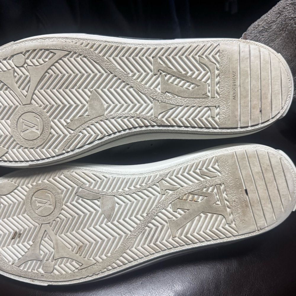 Louis Vuitton Black Men's Sneakers - Picture 6 of 6